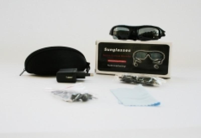 Шпионска камера, MP3, слънчеви очила - 4GB 